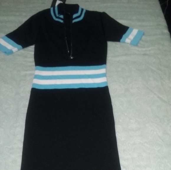 Dress - Picture 3 of 3